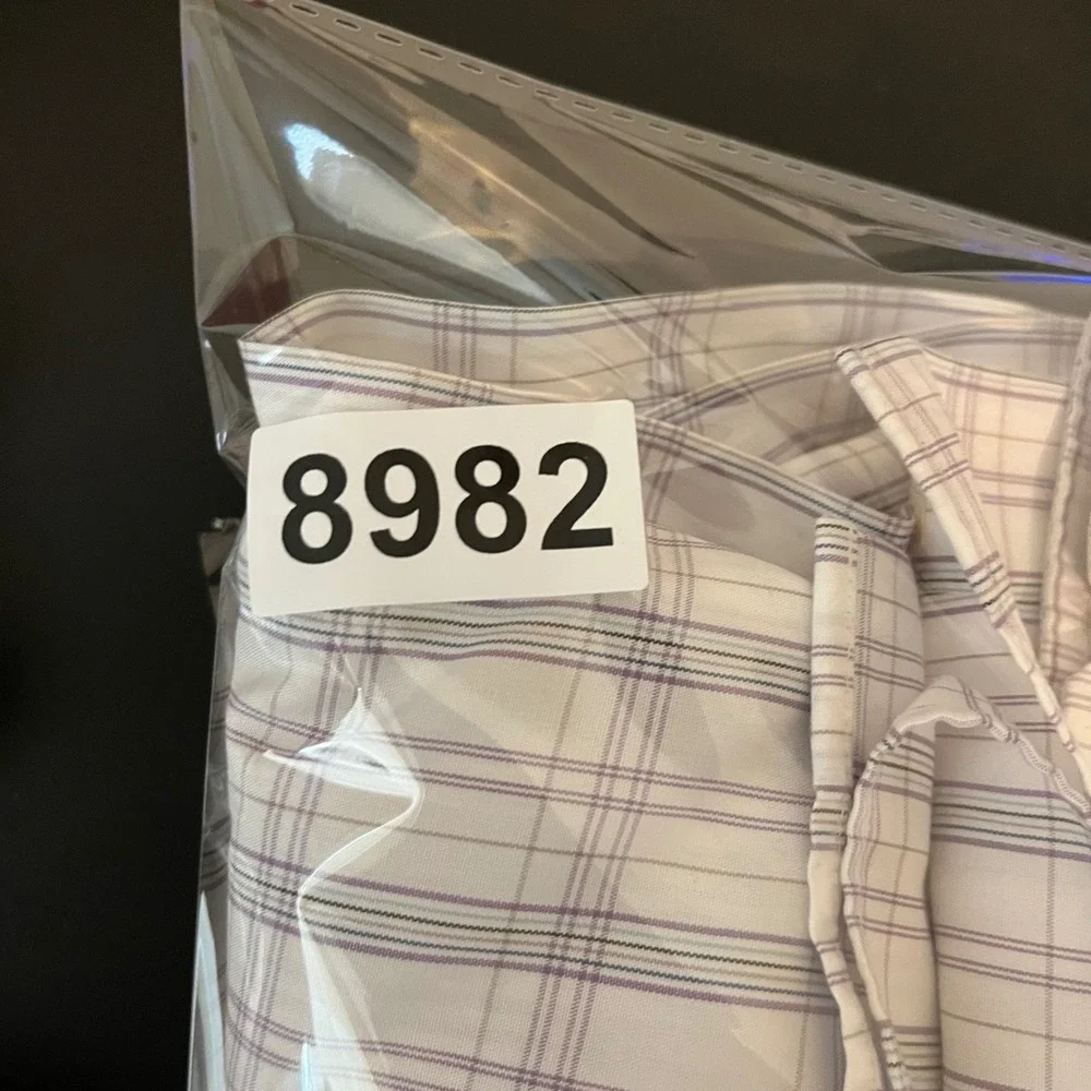 Banana Republic Button Up Shirt Mens Medium White Purple Plaid Slim Fit